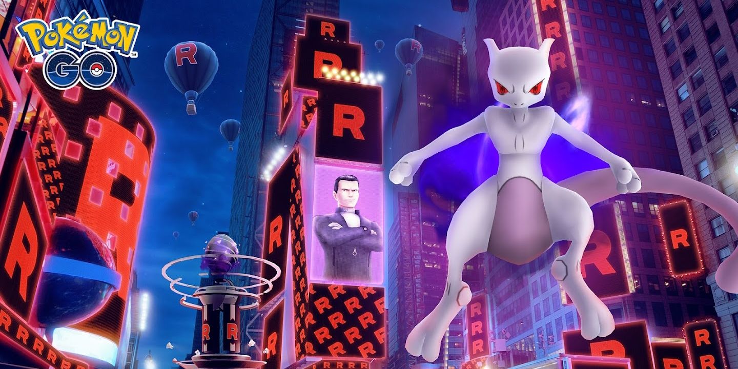 Shadow Mewtwo in a city, with Giovanni and a Pokemon Go Shadow Raid behind.