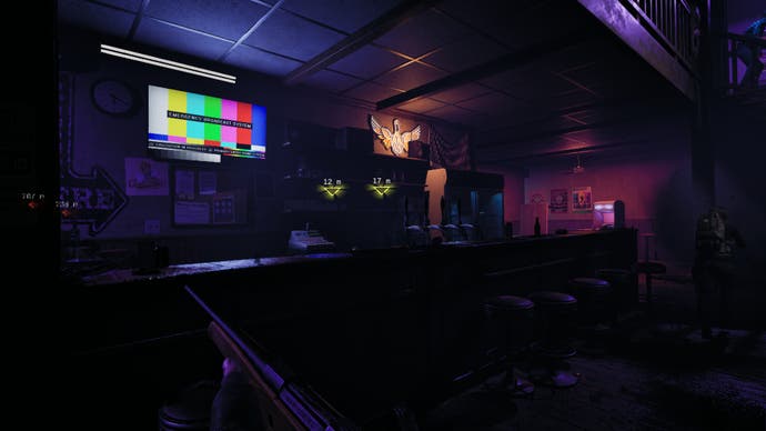 A screenshot of No More Room In Hell 2, showing the player inside an abandoned bar, the TV above the bar showing an emergency broadcast.