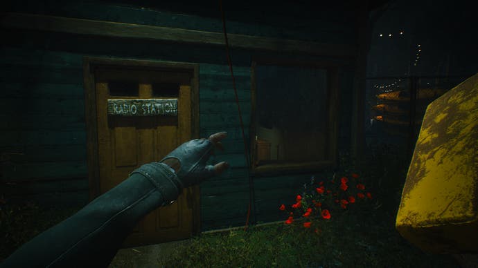 A Quiet Place: The Road Ahead official screenshot showing you interacting with a very dark environment