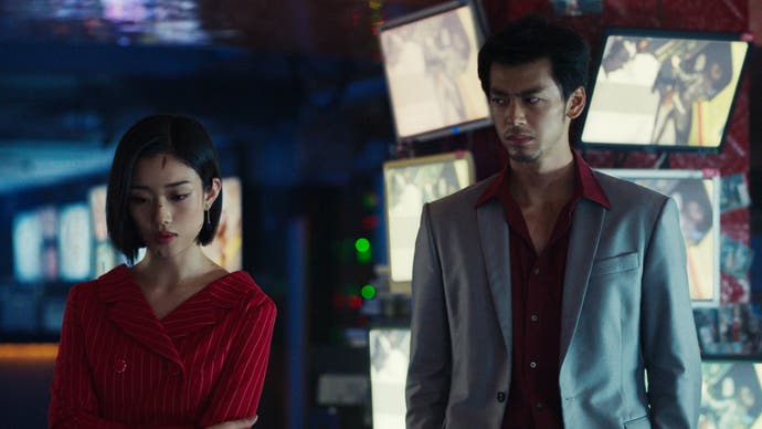 Like a Dragon: Yakuza TV series showing Kiriyu and a female character