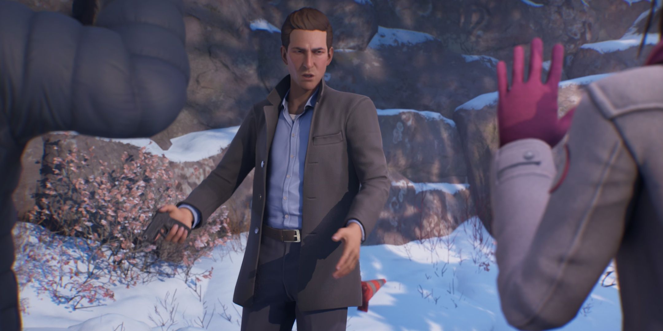 Alderman framed by Moses and Max's arms in Life is Strange Double Exposure