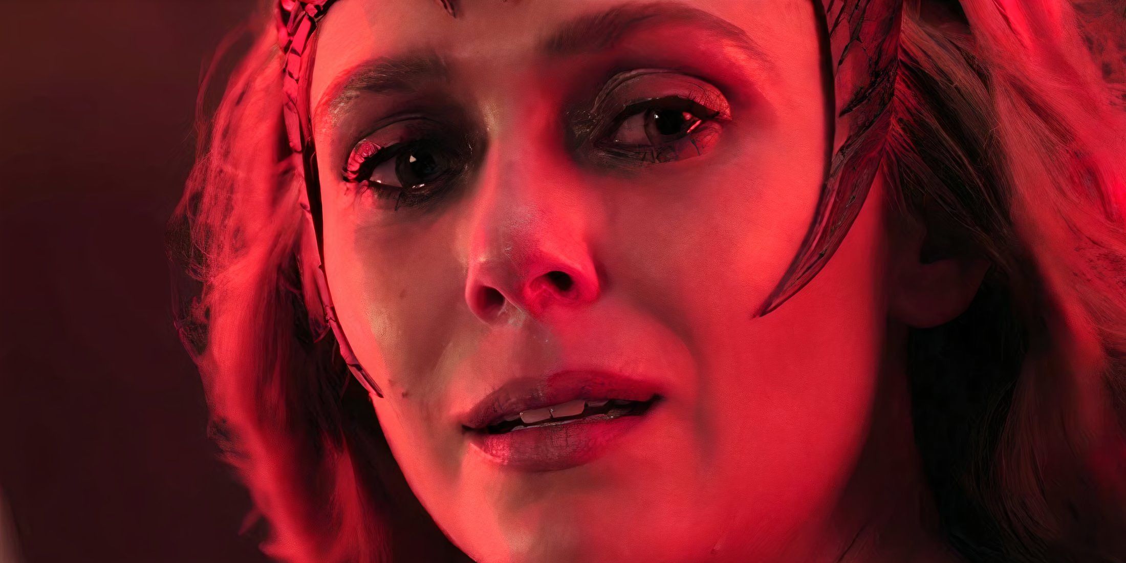 Elizabeth Olsen crying as Scarlet Witch in Doctor Strange in the Multiverse of Madness