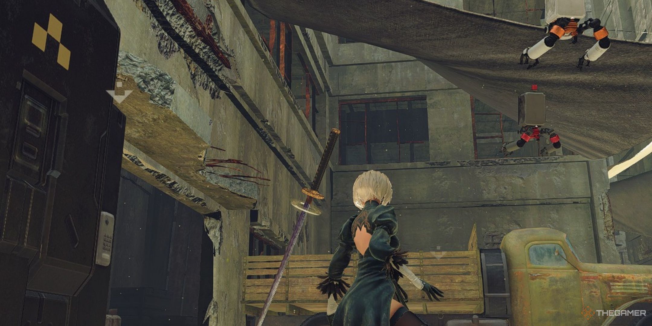 2B has equipped the faith sword in nier automata.