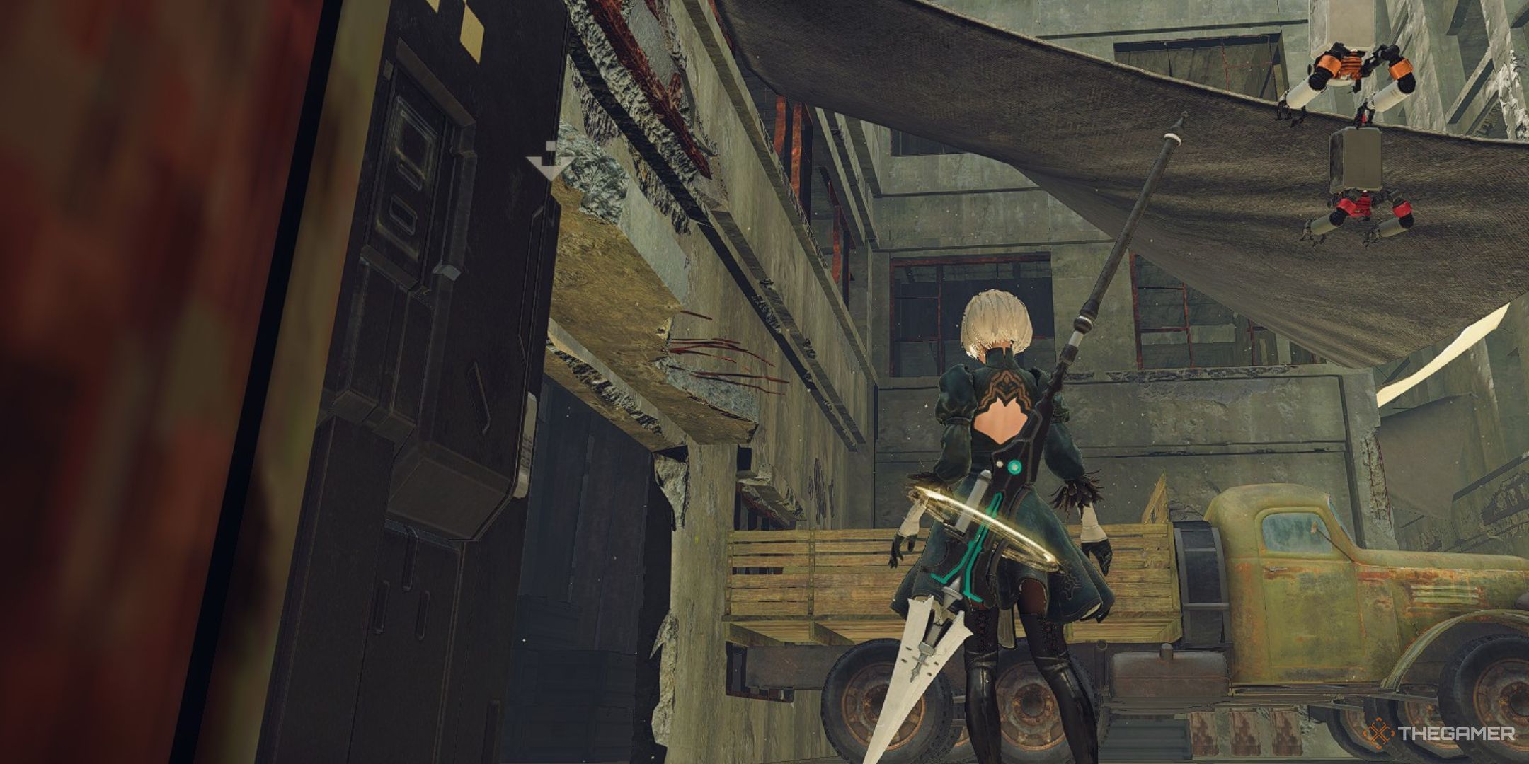 2B is wielding a type 4O lance in nier automata.