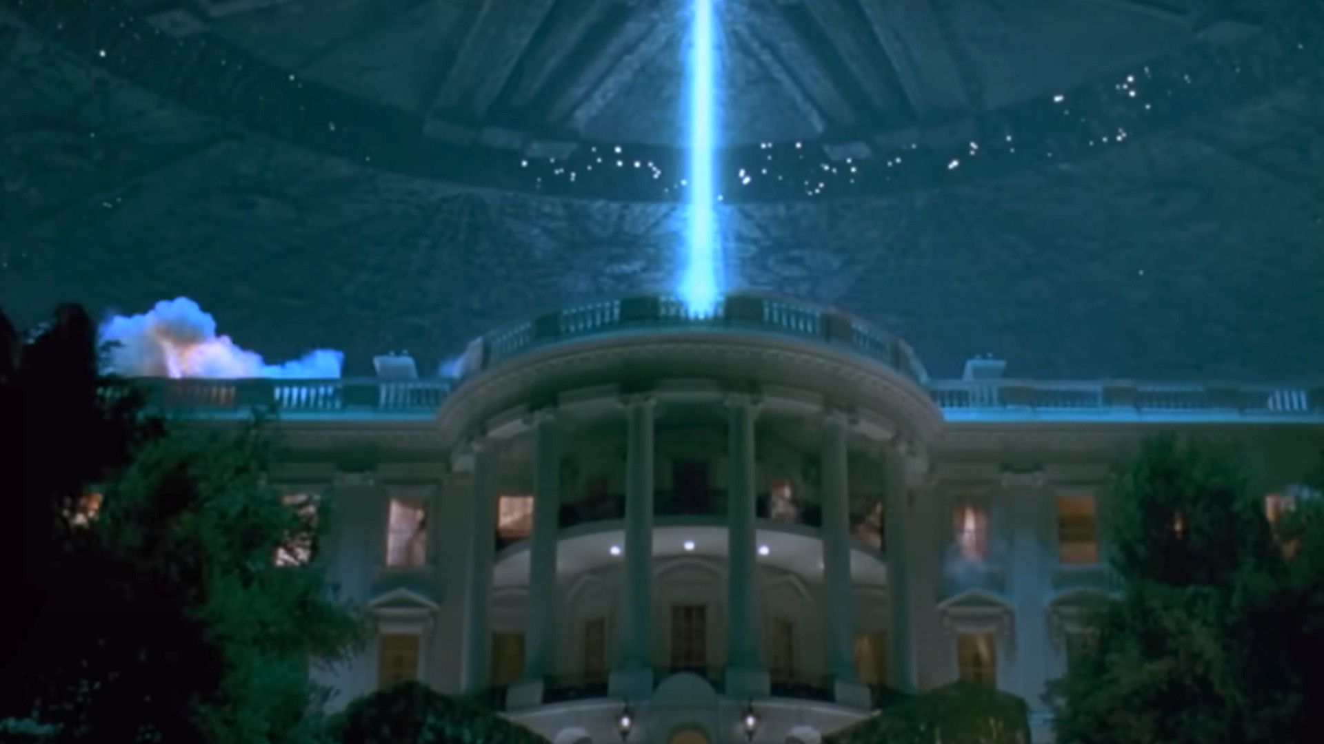 An alien spaceship using a blue laser on the White House during one of the best movies on Hulu, Independence Day.