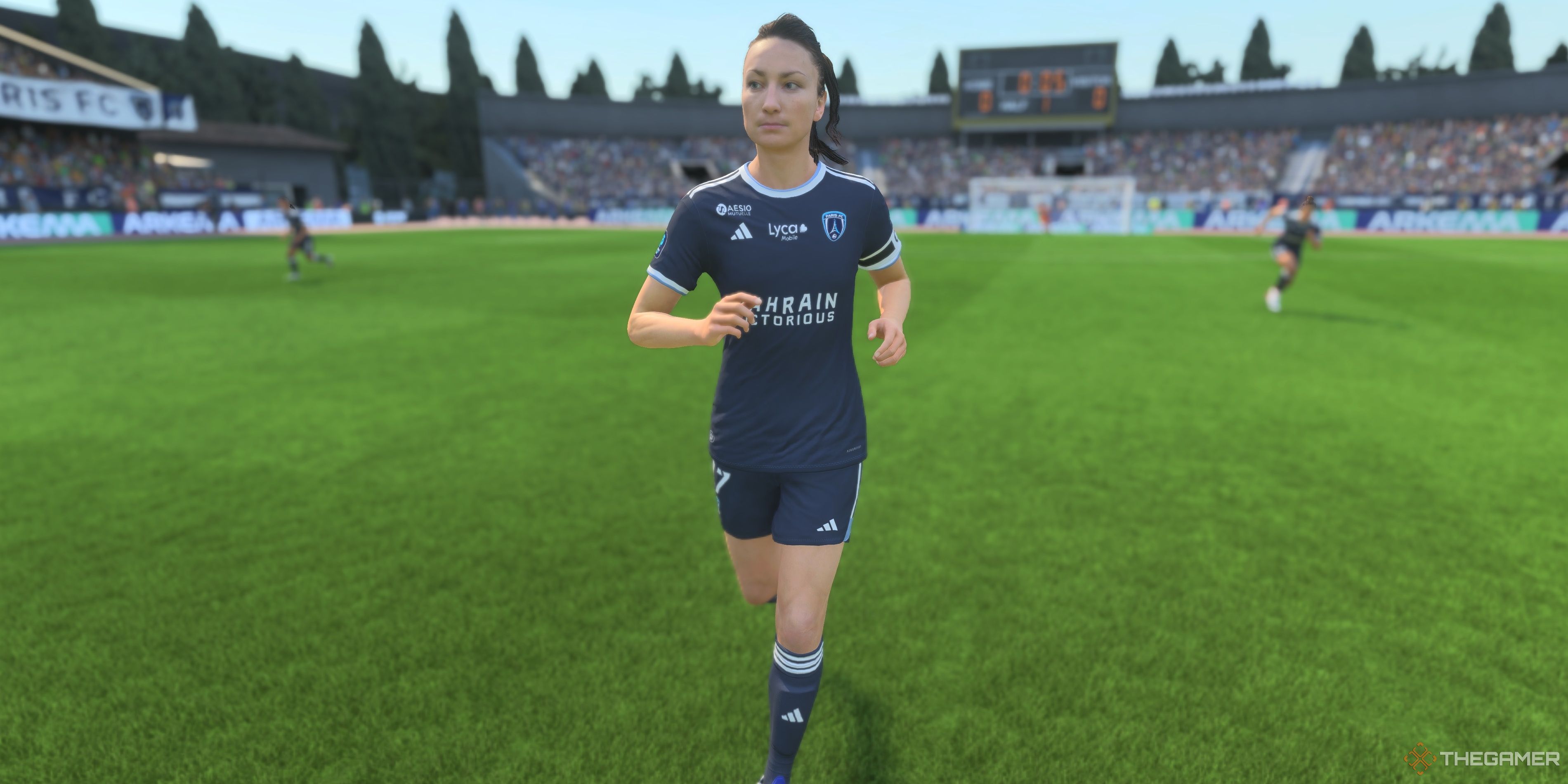 Gaetane Thiney runs across the pitch in EA Sports FC 25.