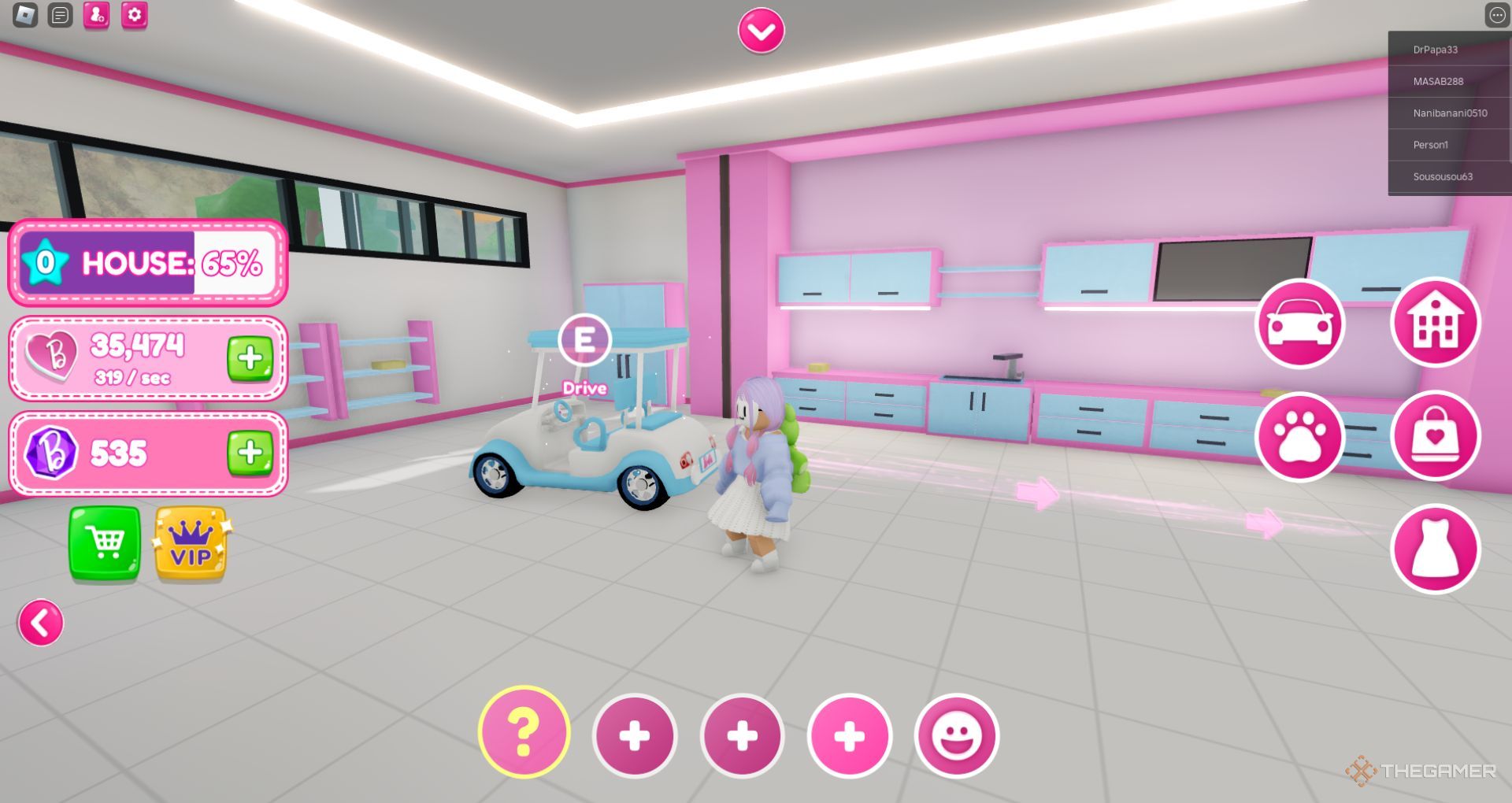 A character with a Golf Cart in Roblox Barbie Dreamhouse Tycoon.