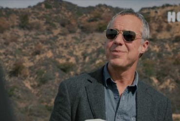 harry bosch near the hollywood sign