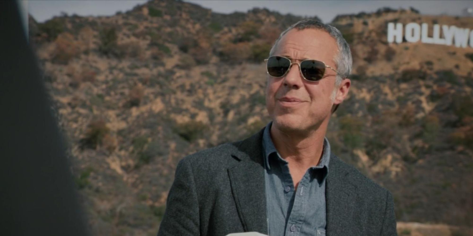 harry bosch near the hollywood sign