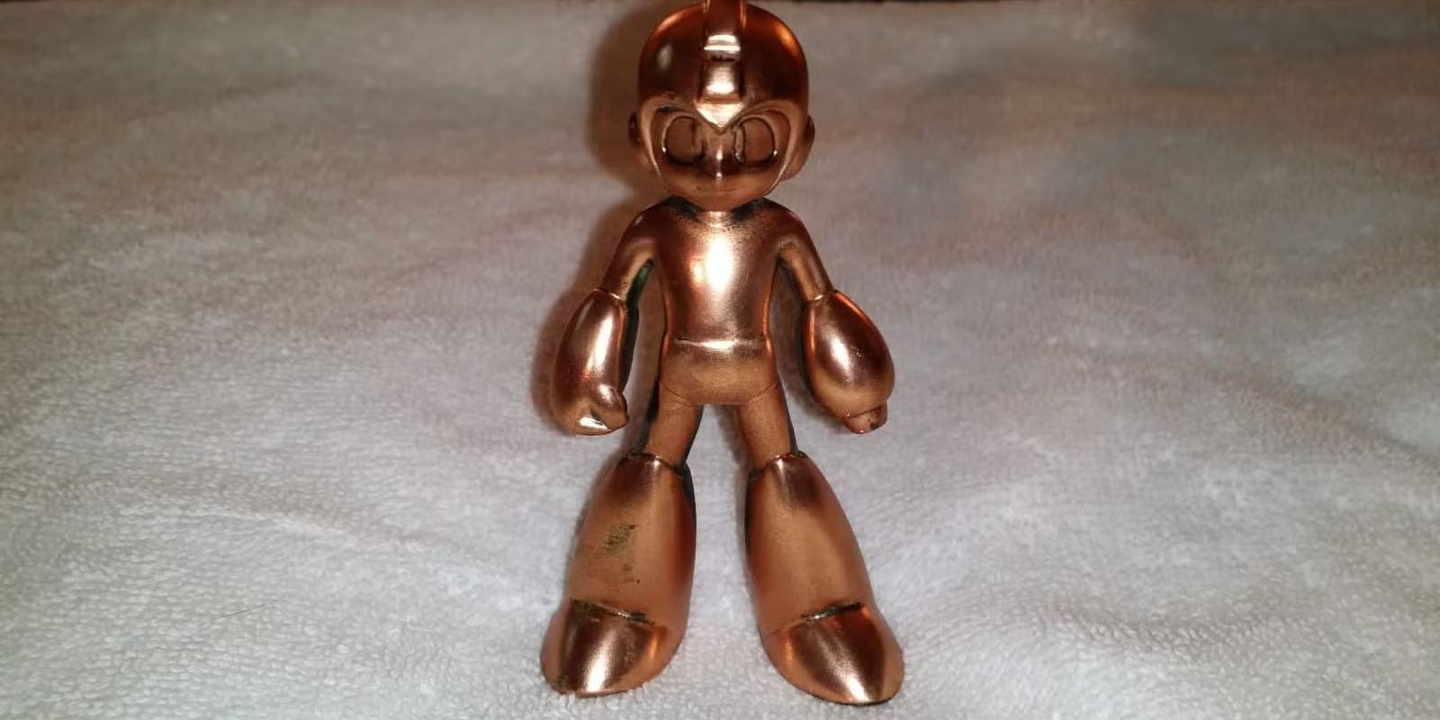 Image of the Rockman 20th Anniversary Metal Copper Statue.