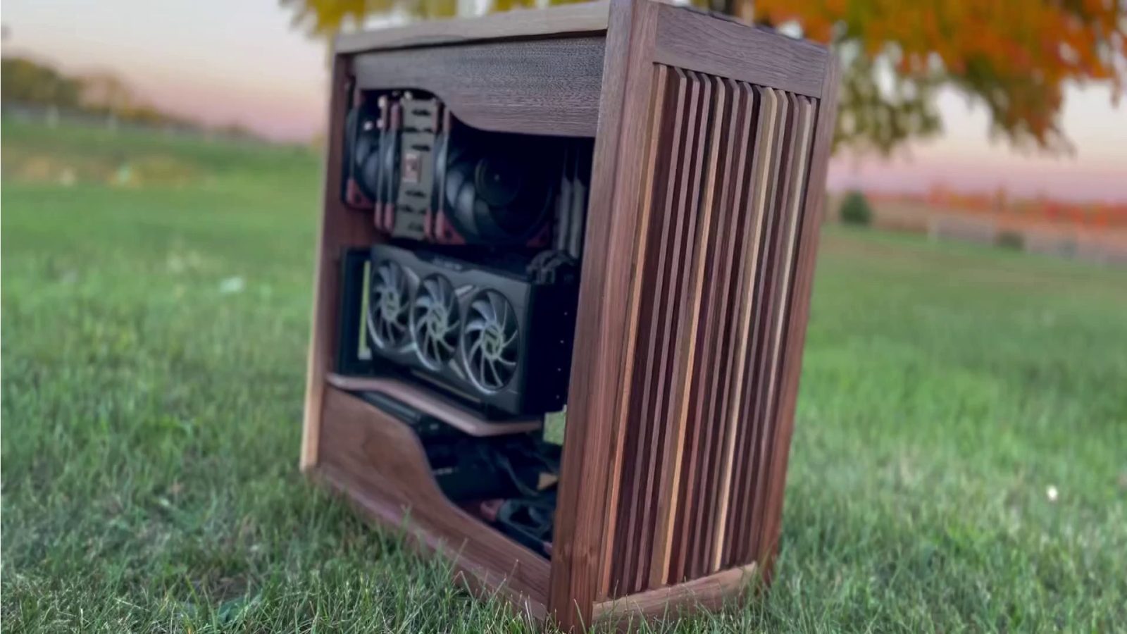 Check out this absolutely stunning DIY walnut wood gaming PC build