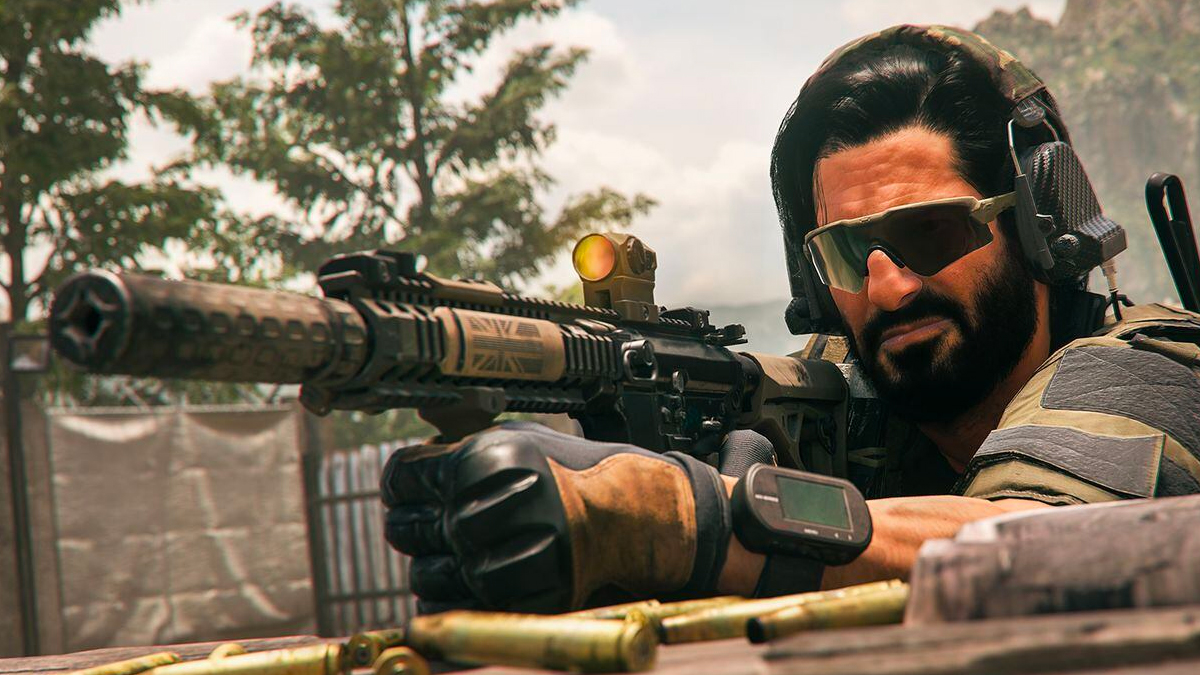 Modern Warfare 3 Operator on Favela with Assault Rifle