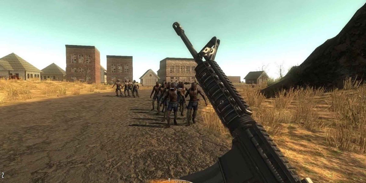 7 Days to Die screenshot of Tactical Assault Rifle reloading while engaging a horde of zombies.