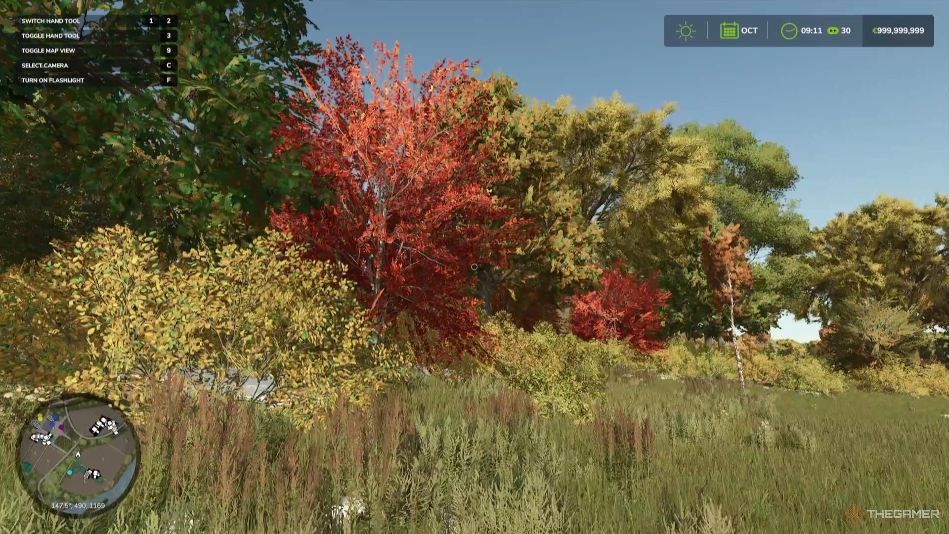 The leaves are turning orange and red in the fall of Farming Simulator 25.