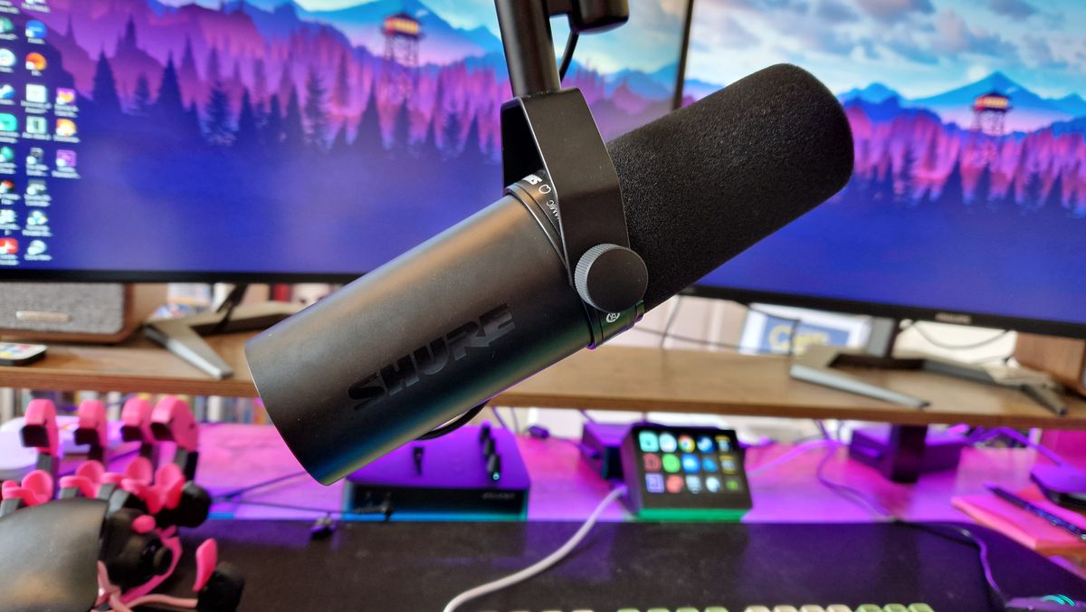 I'd be willing to bet your favorite podcaster uses this microphone, and it's discounted for Black Friday