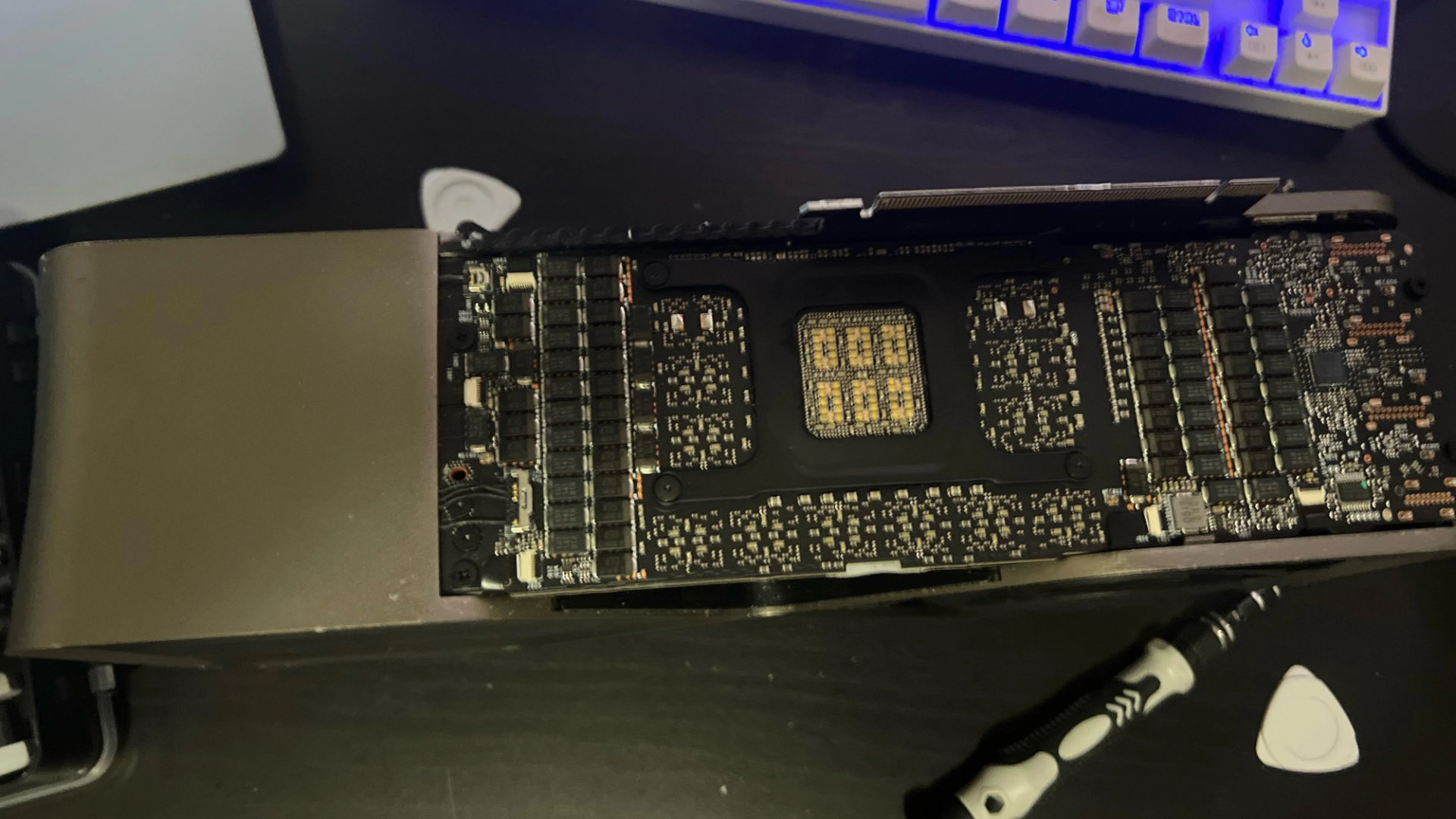 Alleged RTX 4090 Ti prototype PCB