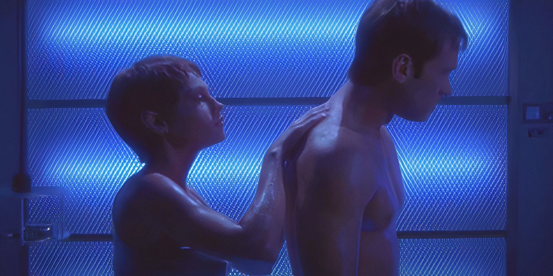 T'Pol and Trip in the Decon Chamber