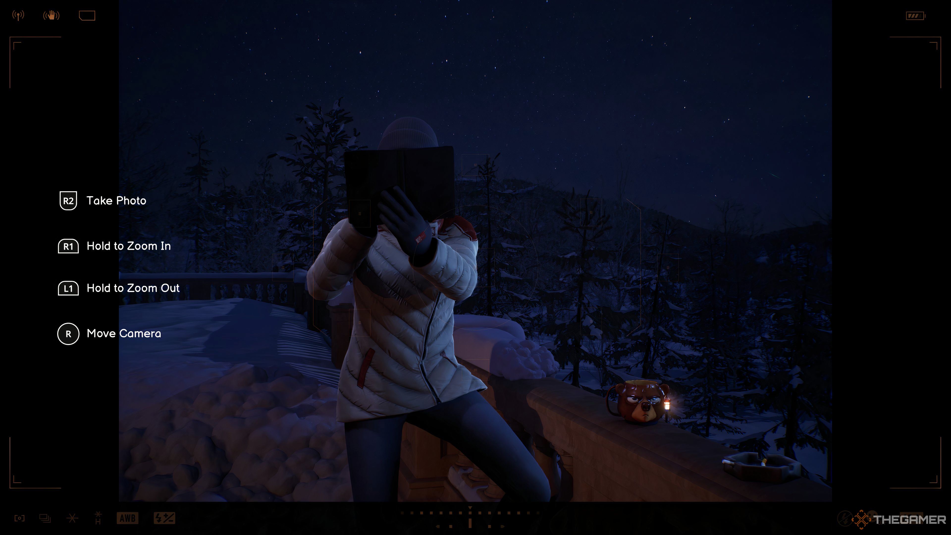 Taking Snapshot Of Safi On Rooftop In Life Is Strange: Double Exposure.