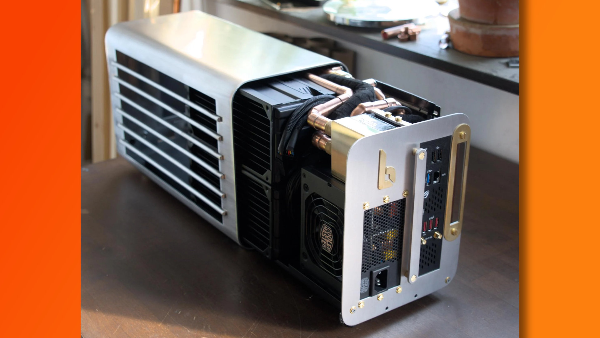 Internal components of the Toaster gaming PC