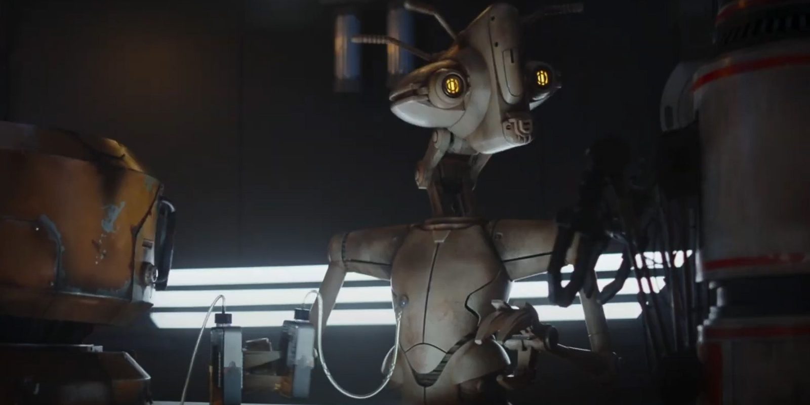 Disney Reveals How Mandalorian S3's Droid Bar Scene Was Filmed [EXCLUSIVE]