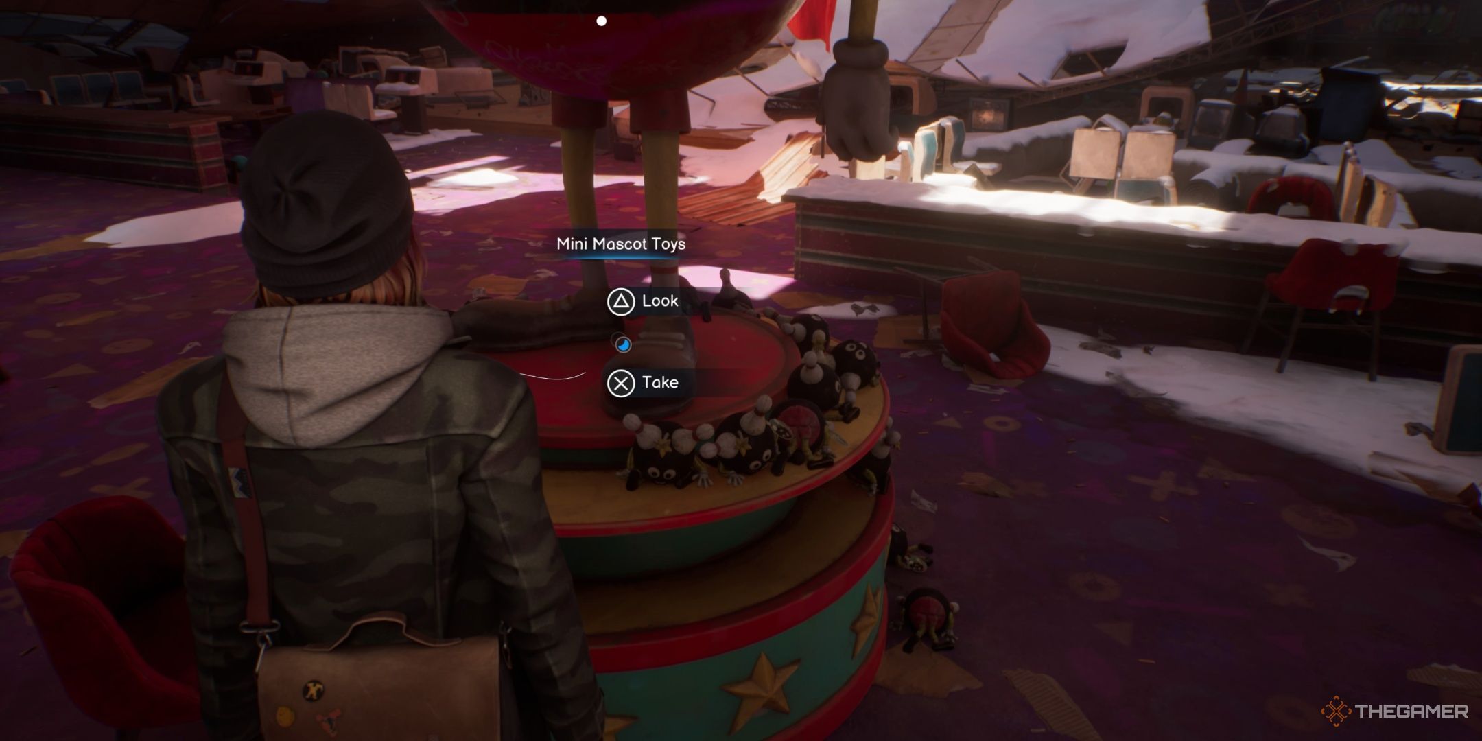 Max looks at the Mini Mascot Toys in the bowling alley in Life is Strange Double Exposure