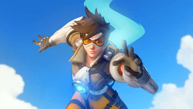 Tracer dashes toward the camera.