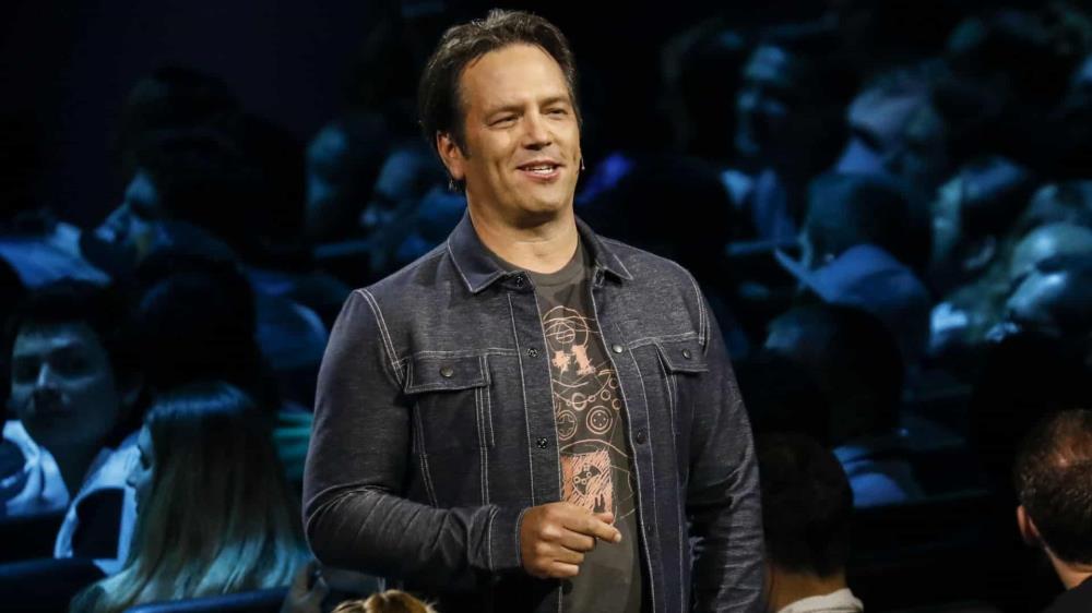 Phil Spencer Not a Fan Of "Manipulative" Game Expansions; No "Top Down Mandate" for DLC