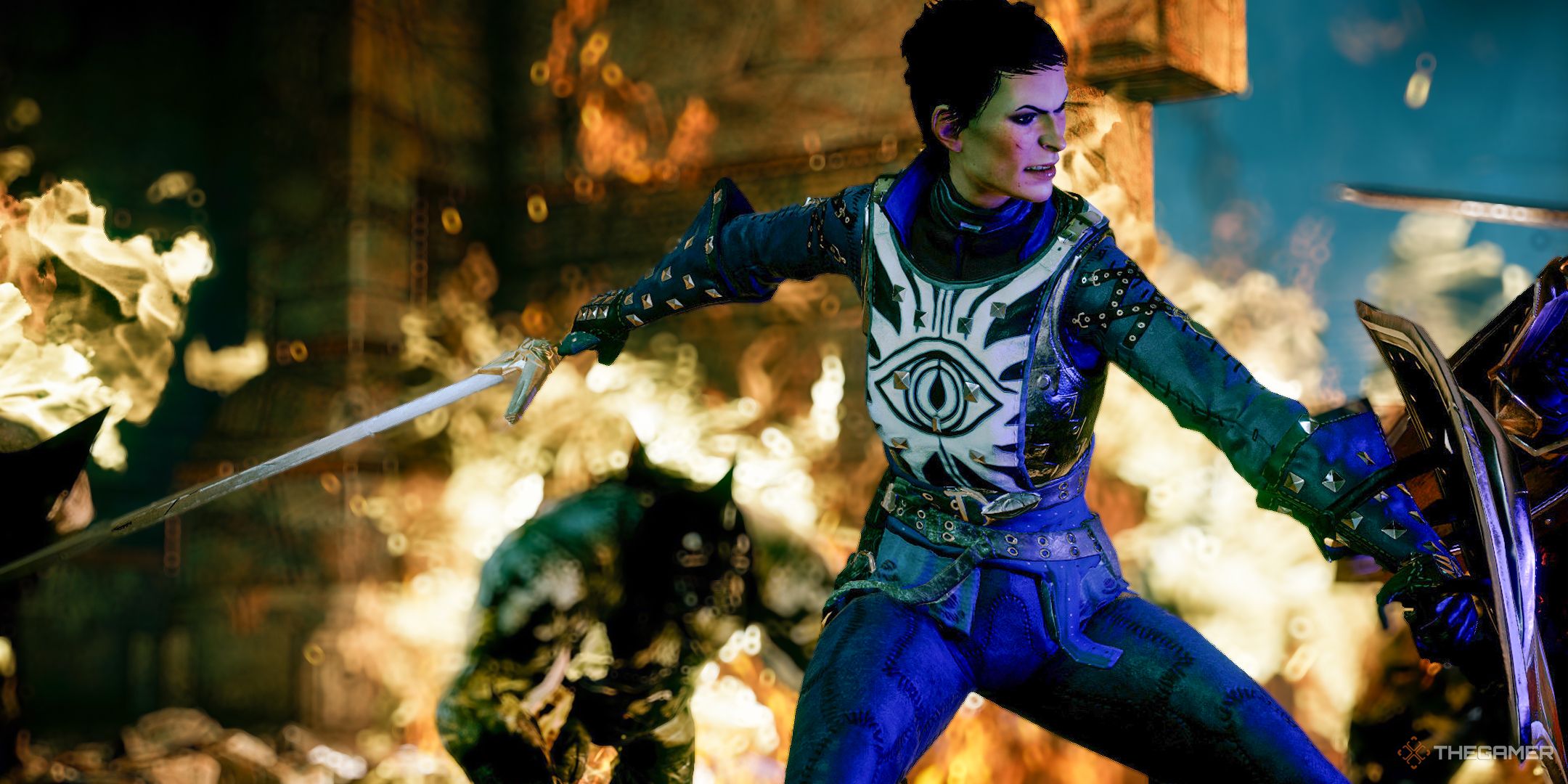 Dragon Age Inquisition screenshot of Cassandra fighting Darkspawn in a fire.