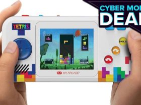 This Official, Collectible Tetris Handheld Is Just $30 For Cyber Monday