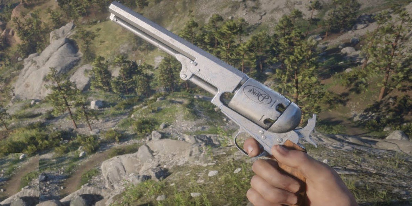 Inspecting the navy revolver in Red Dead Redemption 2