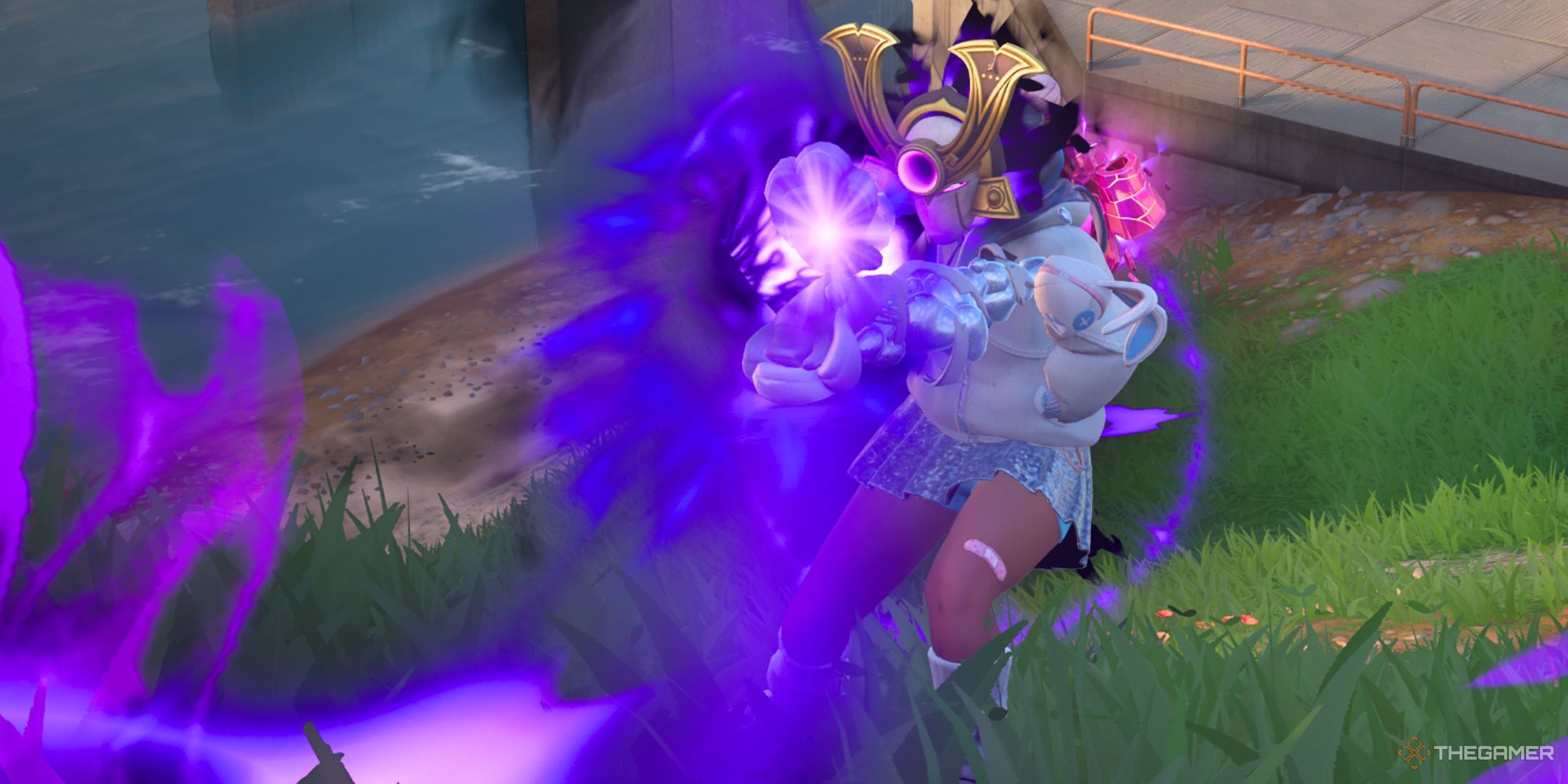 A photo of a character in Fortnite using an Oni Mask.