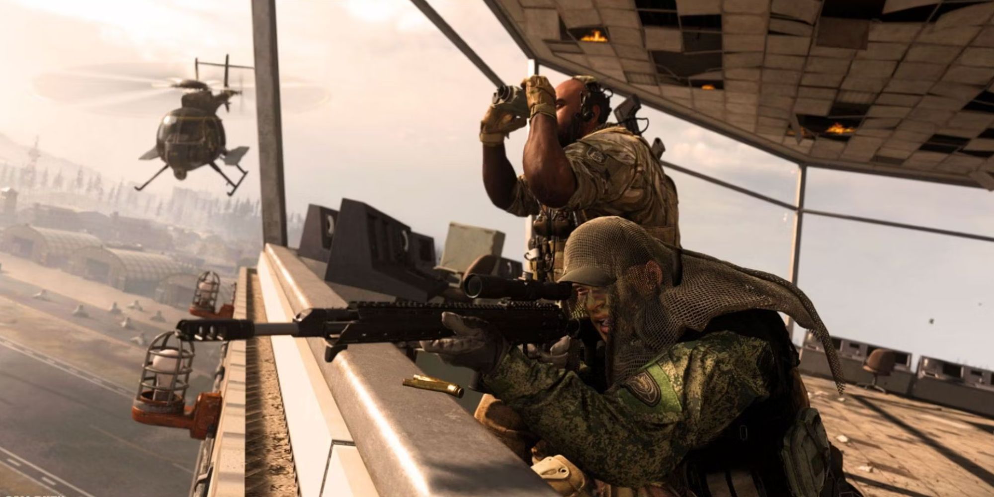 A sniper and a lookout in Warzone.