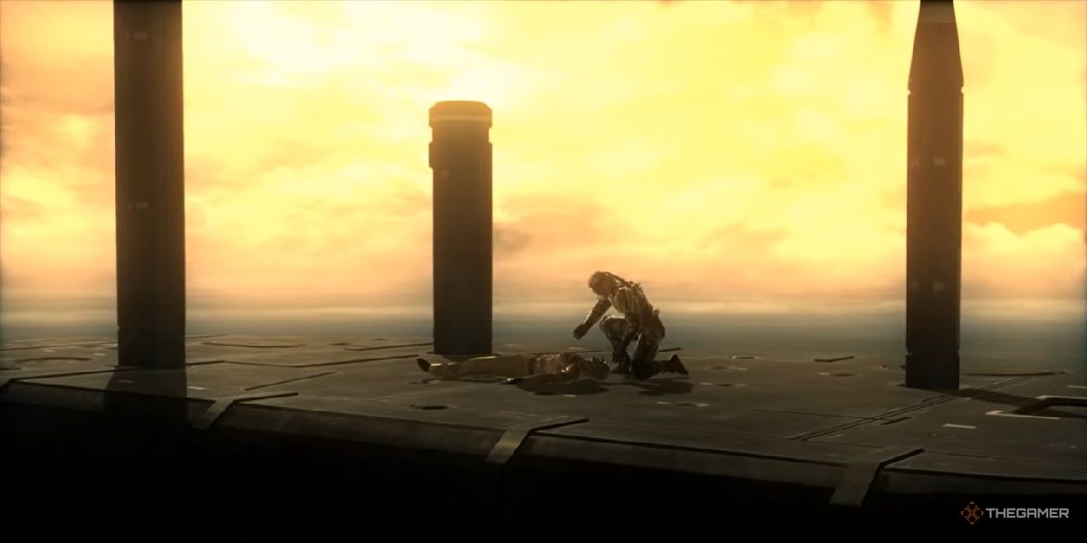 Snake kneels next to a dying Ocelot in Metal Gear Solid 4.