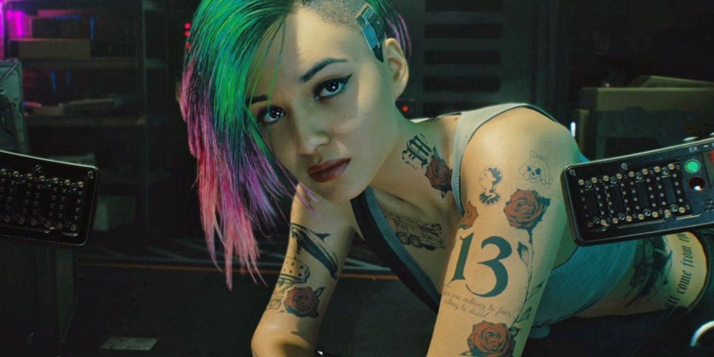 Cyberpunk 2077 screenshot of Judy Alvarez looking at the player.