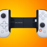 One of the Best Mobile Controllers Has a Massive Discount Right Now