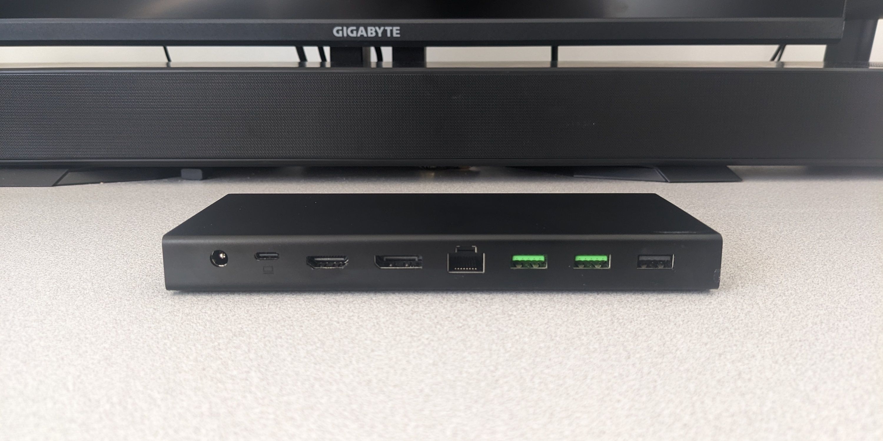 Razer USB Dock 4 Review Design #2