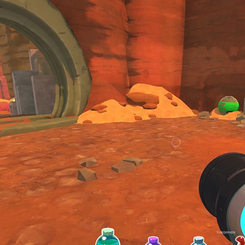 The player is looking at the  treasure pod no 4 at the Dry Reef in Slime Rancher