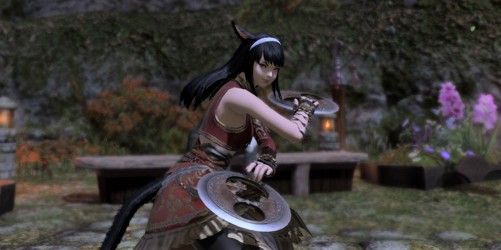 Battle-ready Miqote Dancer in Final Fantasy 14.