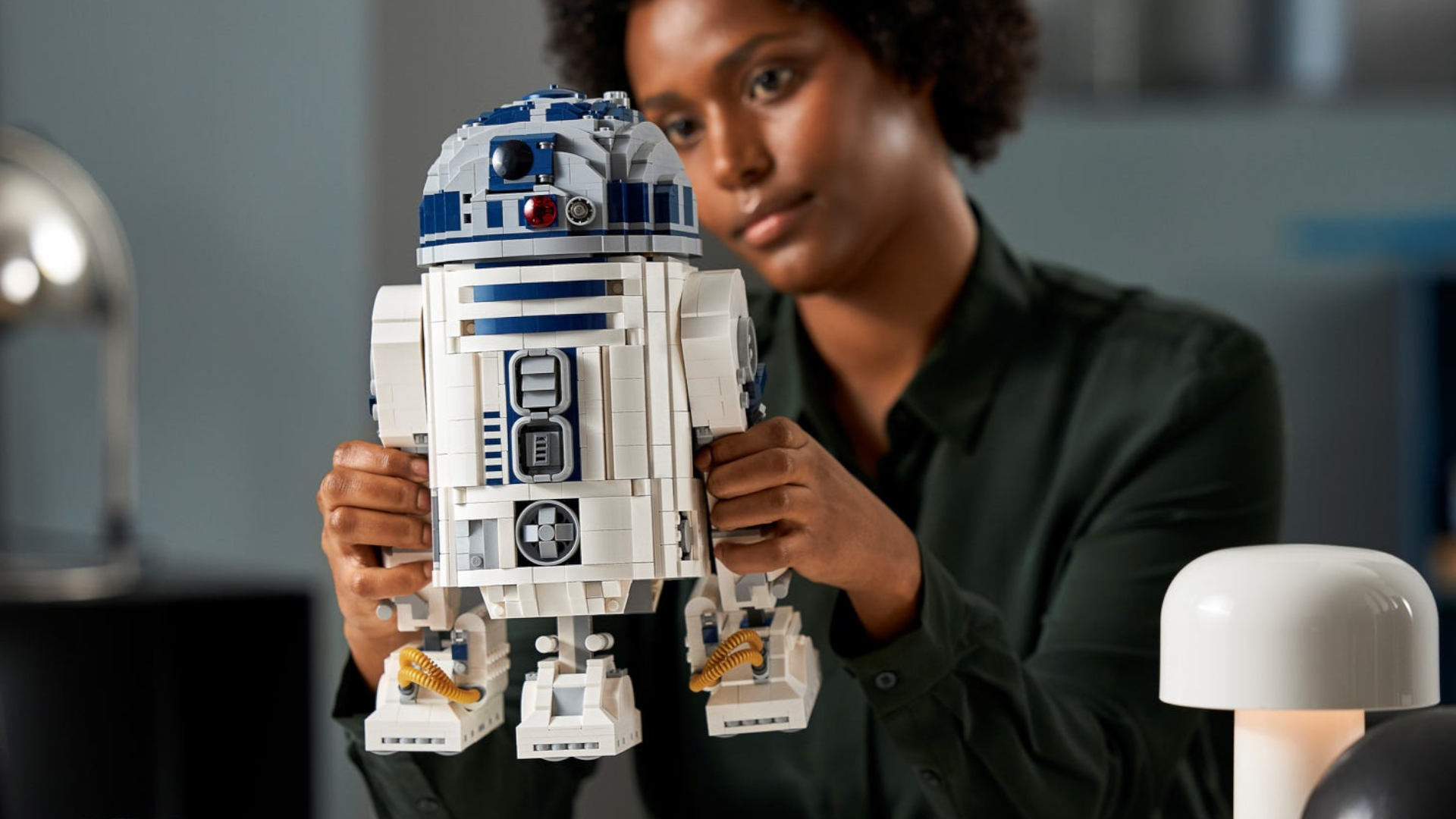 Lego R2-D2 set