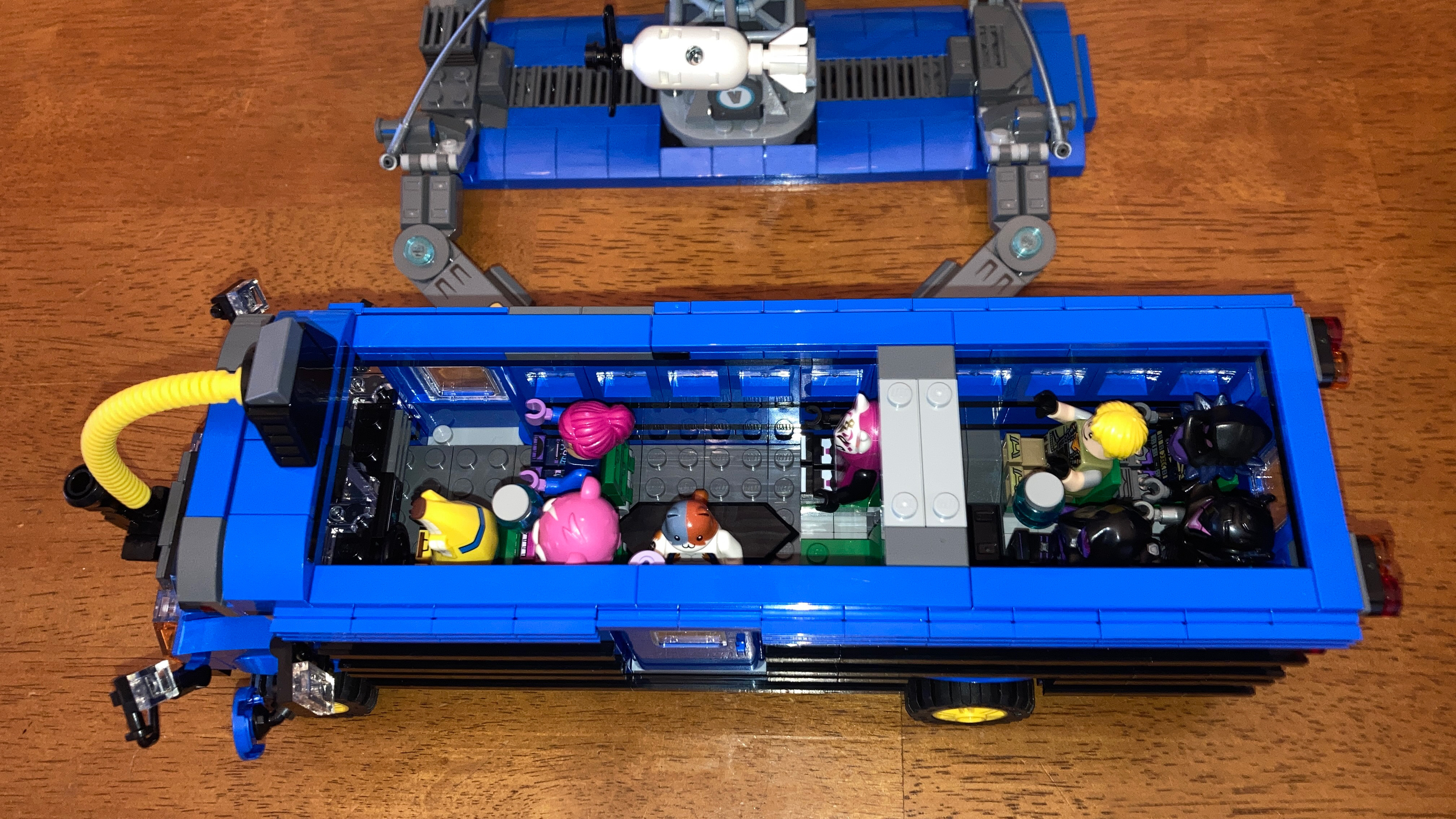 Inside the Lego Fortnite Battle Bus (77073)