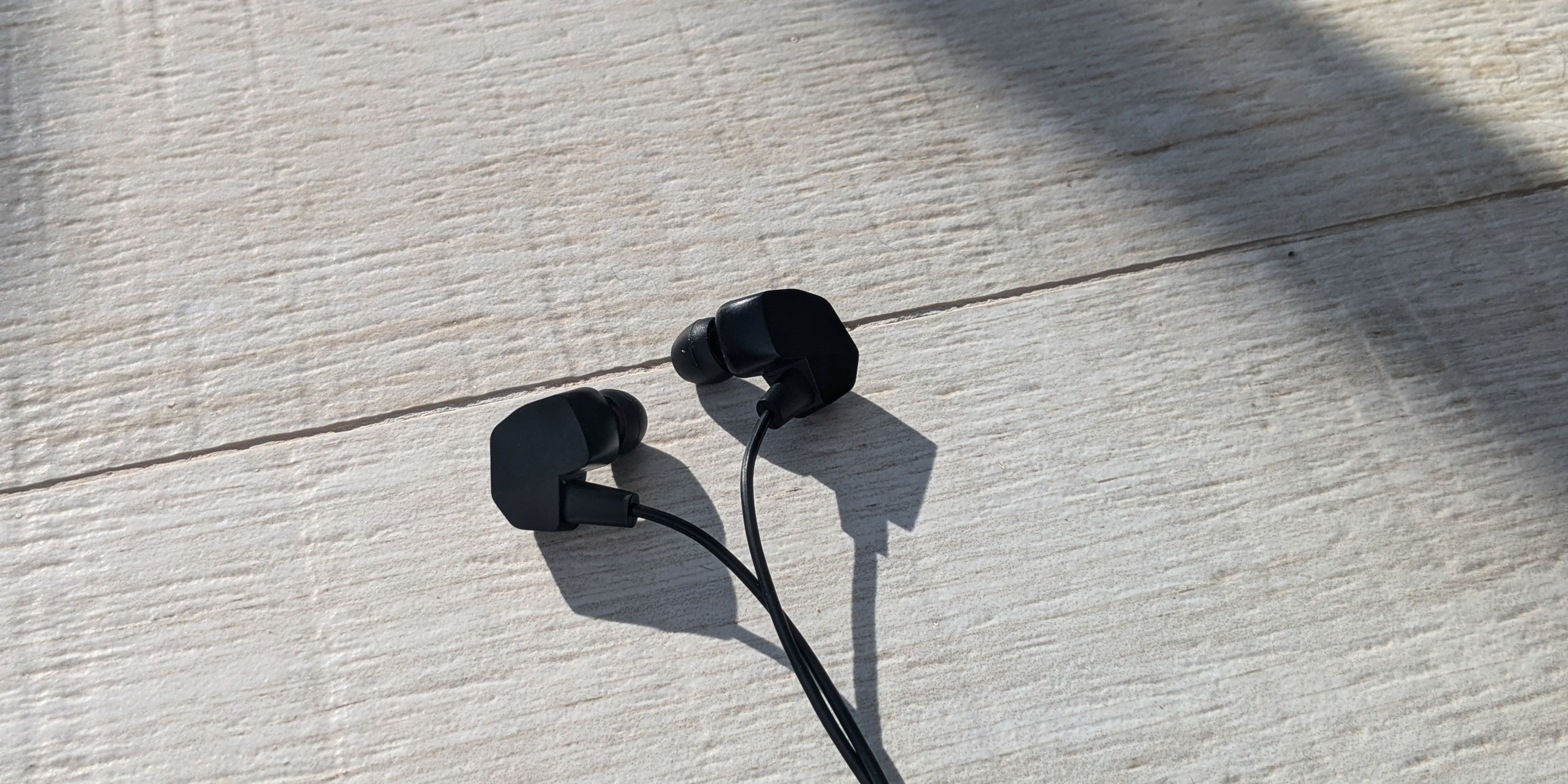 Final VR3000 IEMs closeup