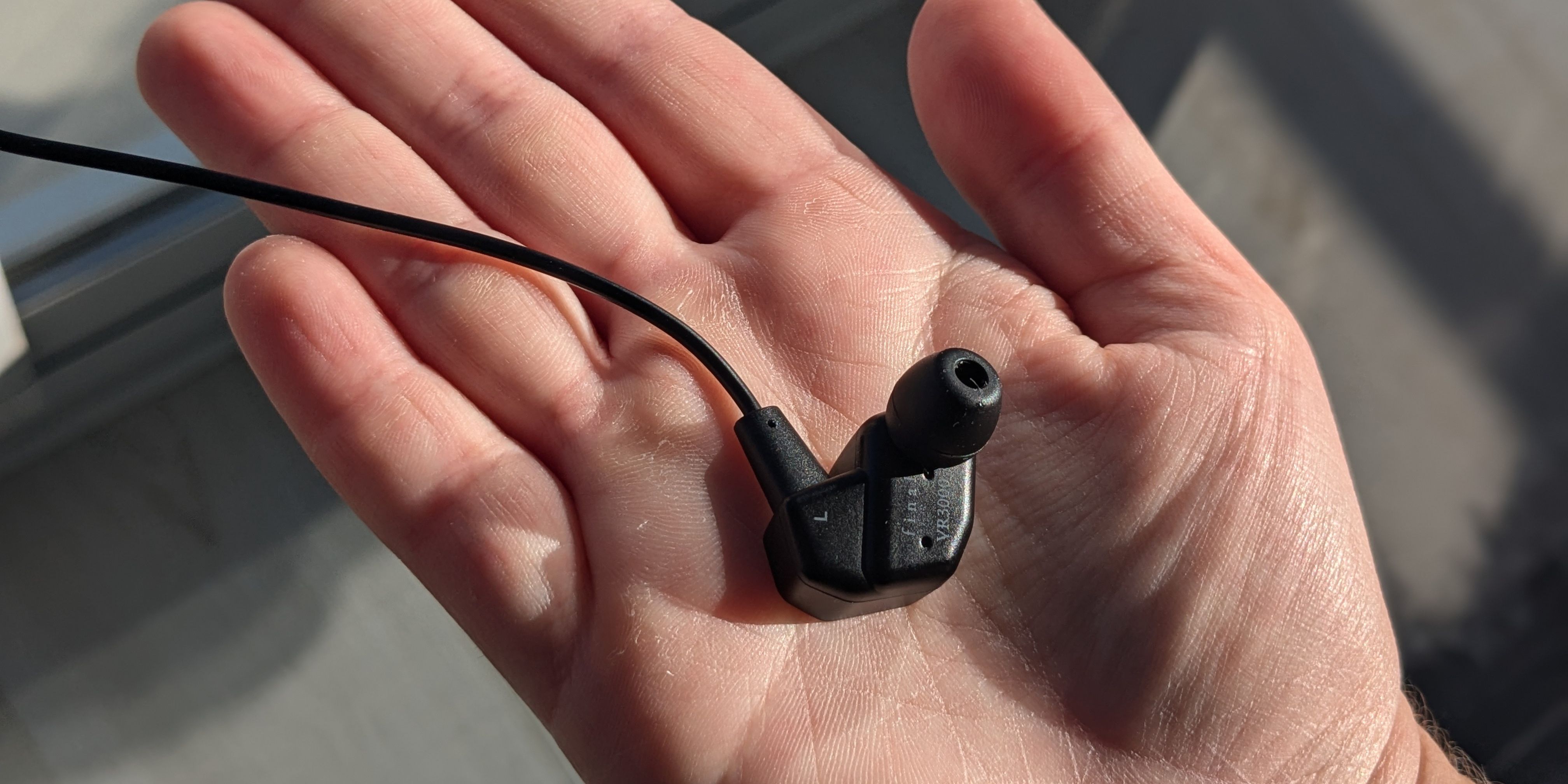 Final VR3000 IEMs in hand