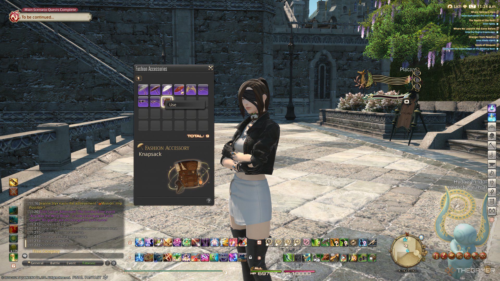 A player in the Fashion Accessory menu selecting an item in Final Fantasy 14.