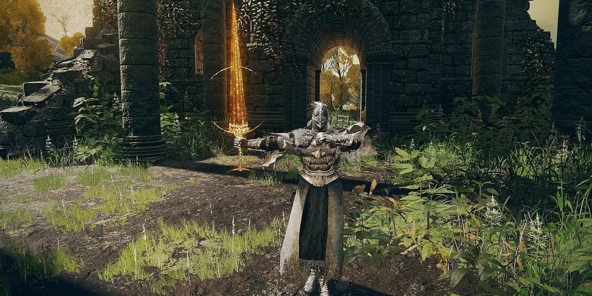 Character holding a Golder Order Greatsword in Elden Ring.