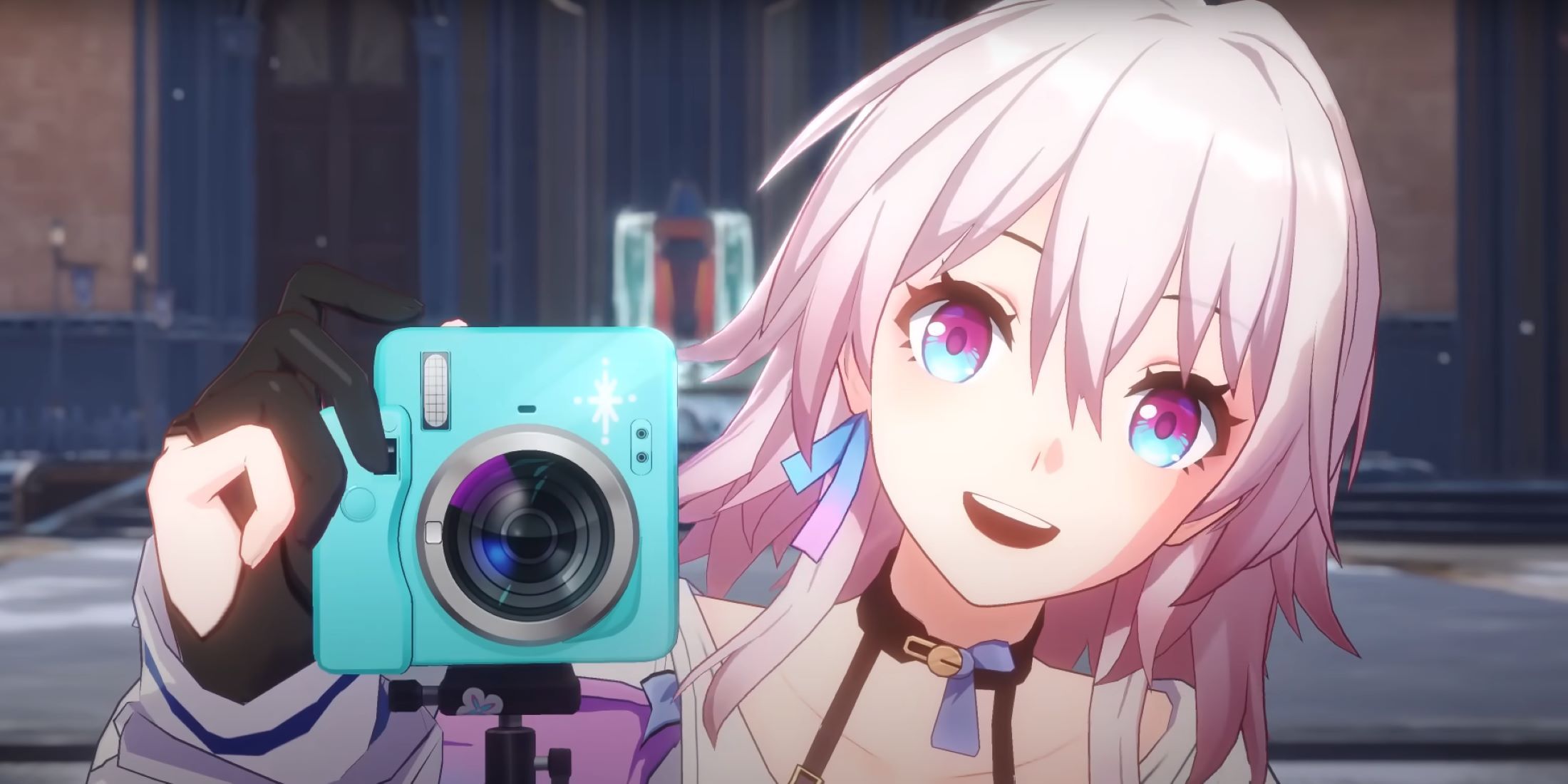 march 7th holding blue camera in honkai star rail trailer