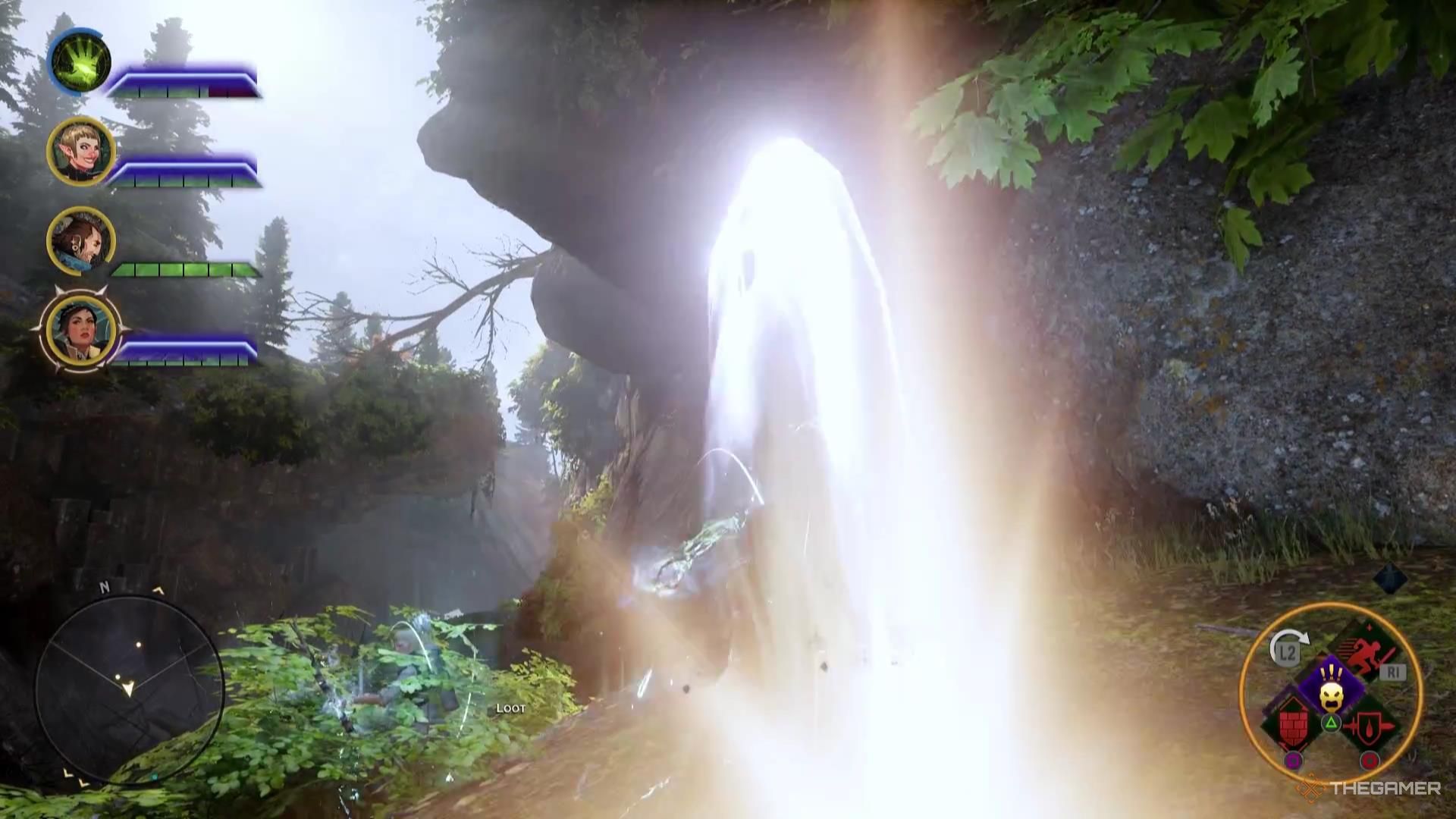 Cassandra swinging a two-handed hammer in Dragon Age: Inquisition.