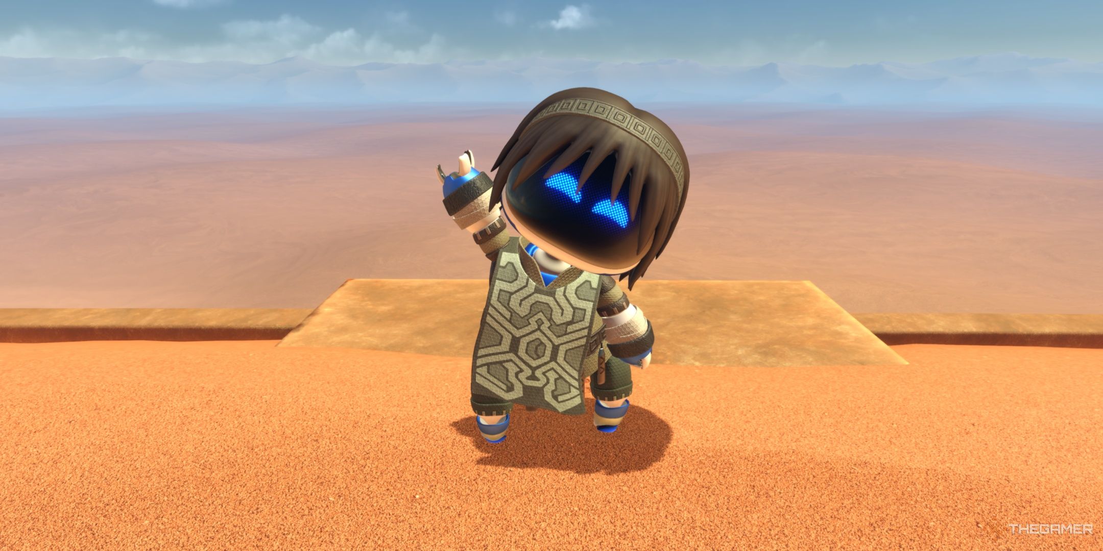 Astro wearing the Wandering Trespasser skin in Astro Bot.