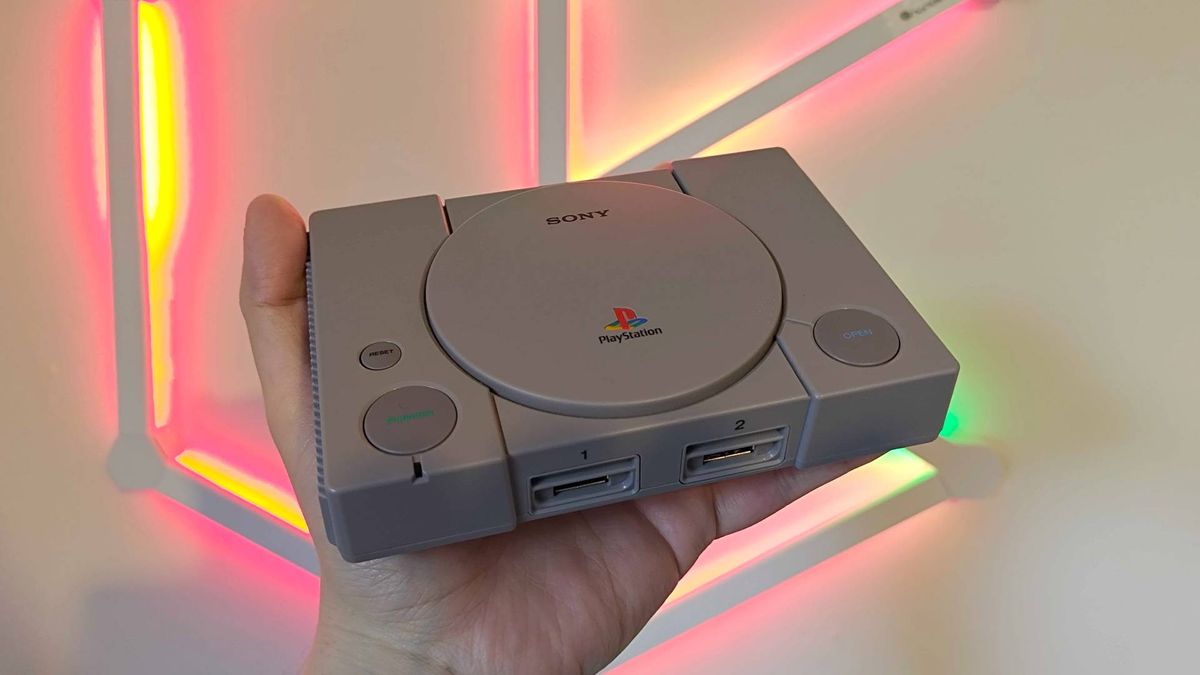 I spent the PlayStation 30th anniversary using a mini PS1 than nobody liked, but modding has turned it into something special