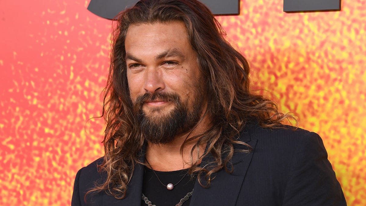 Jason Momoa's Playing His Favorite Character In Supergirl Movie