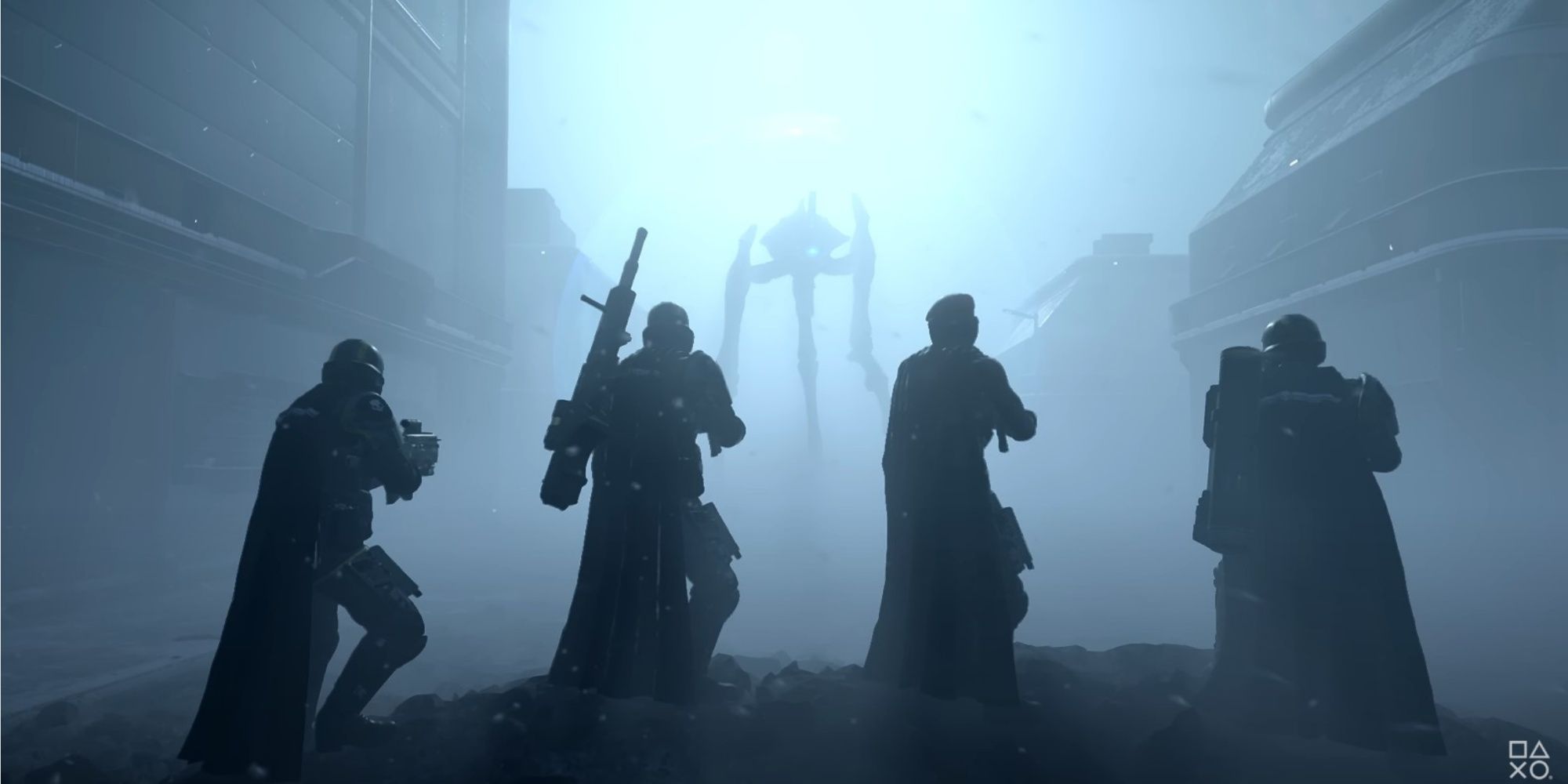 Four Helldivers looking at an Illuminate walker coming out of the fog.